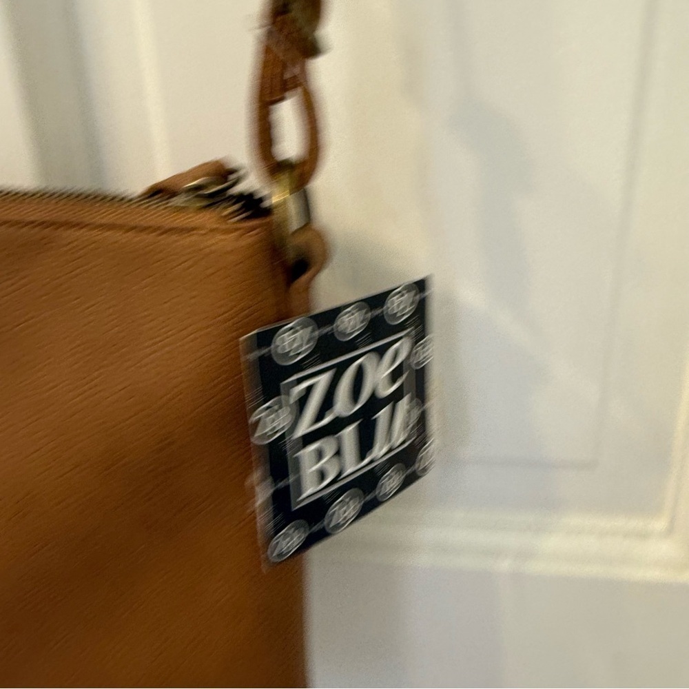 Tan Leather Crossbody Bag with Structured Design - Picture 9 of 14
